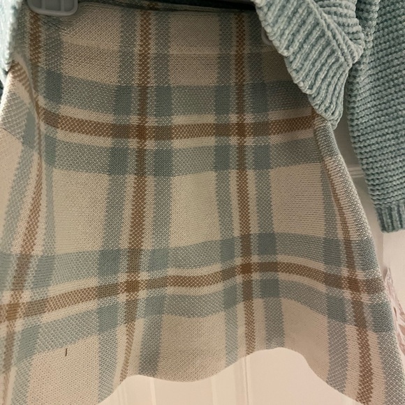 Tommy Bahama Light Blue/Green Knit Sweater with Bow Headband - Picture 2 of 6